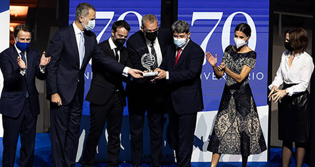 L’autrice Carmen Mola, récompensée du prestigieux prix Planeta, était le fruit de l’imagination de trois hommes