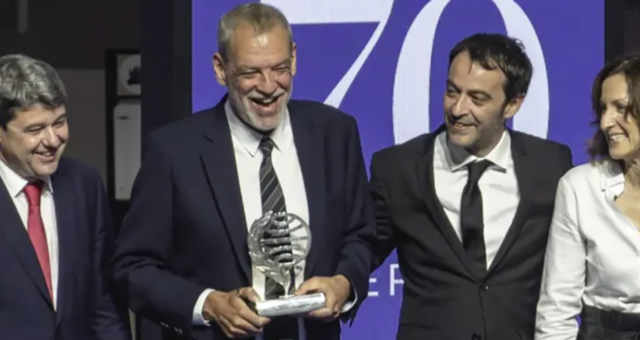 Carmen Mola: Female thriller writer awarded biggest cash prize in literature turns out to be three men