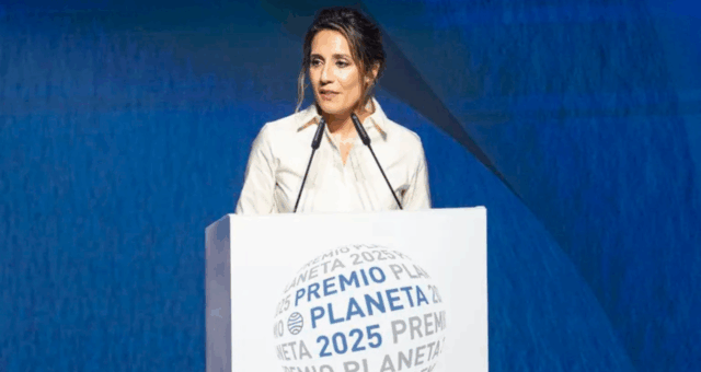 Ángela Banzas, finalista del Premio Planeta